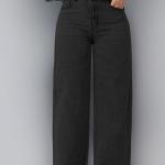 Women Straight Fit Grey Jeans